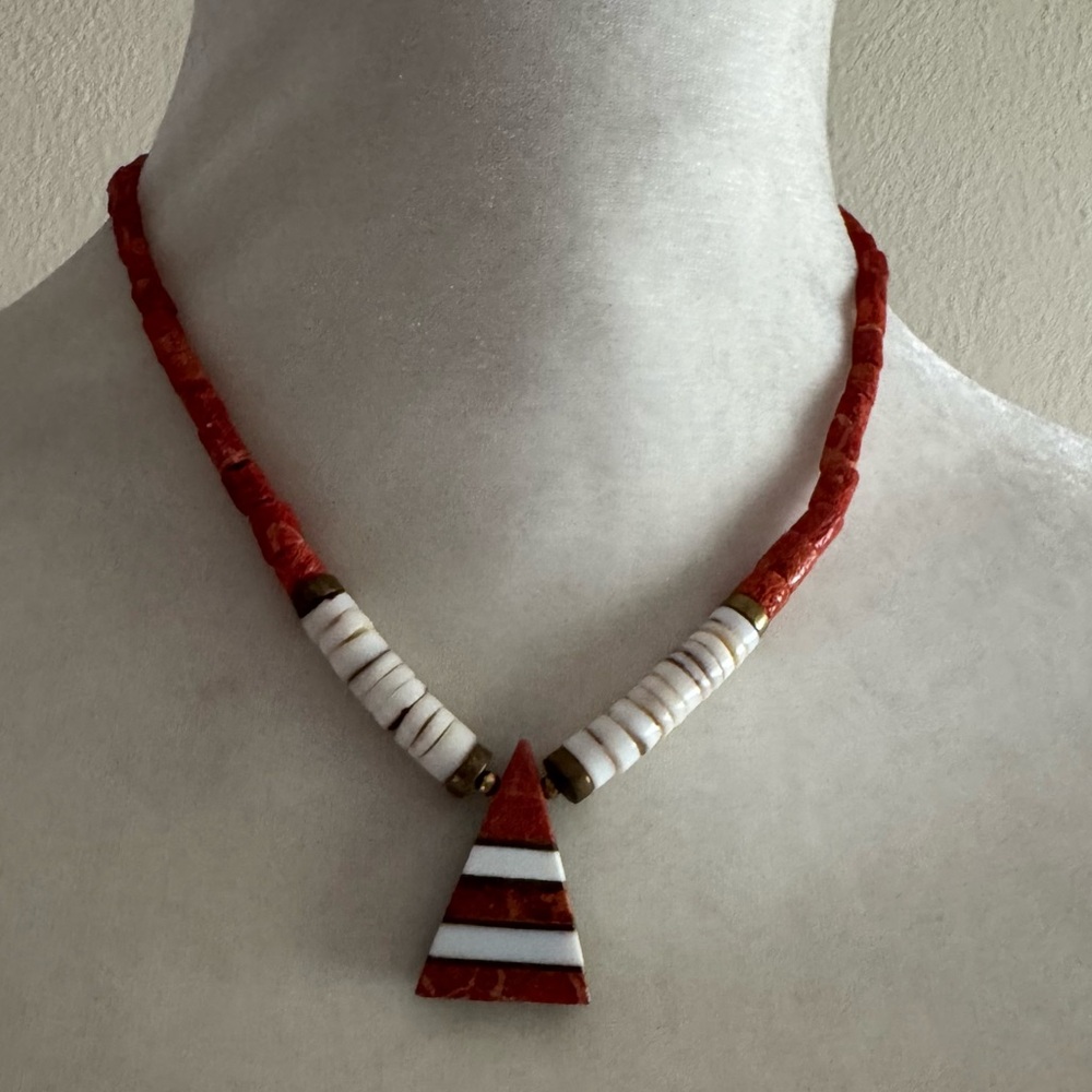 Vintage Native American 17” Heishi Shell Coral Inlay Necklace Unisex